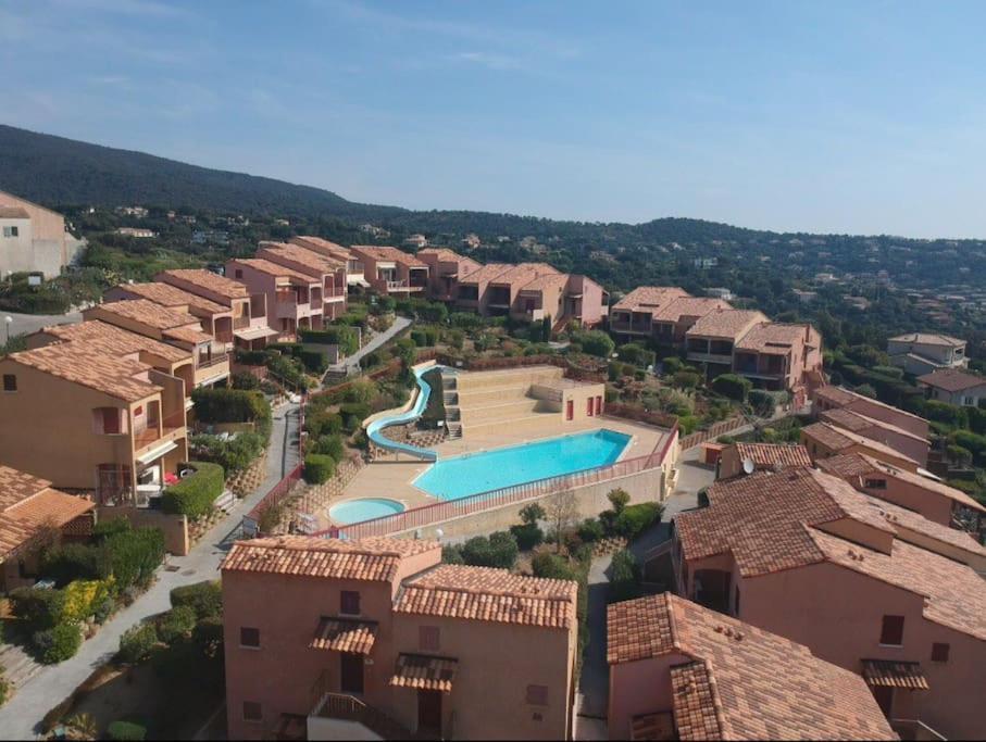 Terrasse De 30M2 Vue Mer Panoramique 1 Chambre Apartamento Cavalaire-sur-Mer Exterior foto