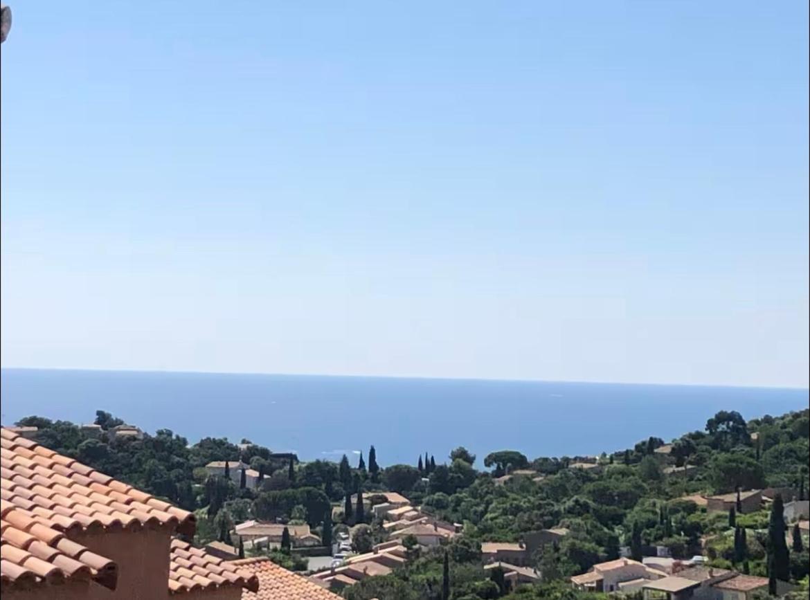 Terrasse De 30M2 Vue Mer Panoramique 1 Chambre Apartamento Cavalaire-sur-Mer Exterior foto